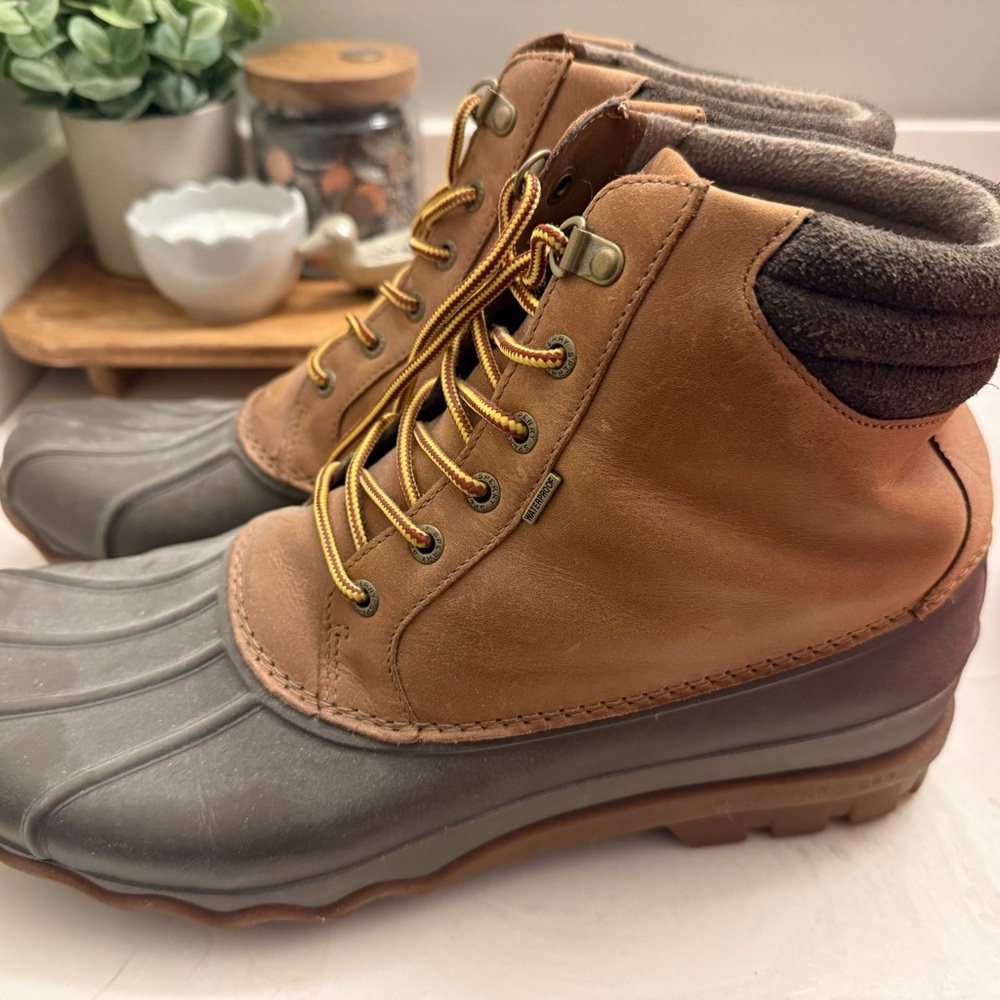 Sperry Men's Brown and Gray Boots